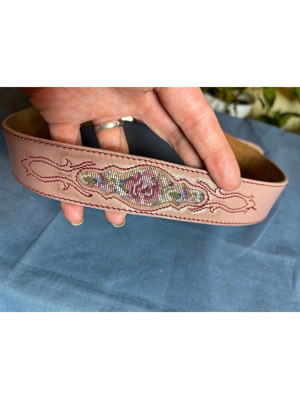 VTG Silver Creek Belt 28 Pink Leather Western Cowgirl Floral Tapestry Rodeo Boho